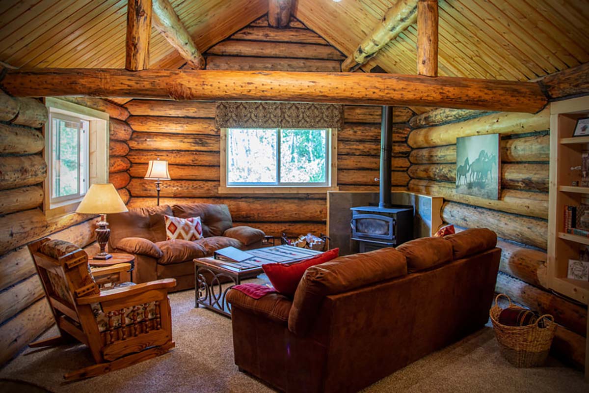 Saddlehorn Cabin 2